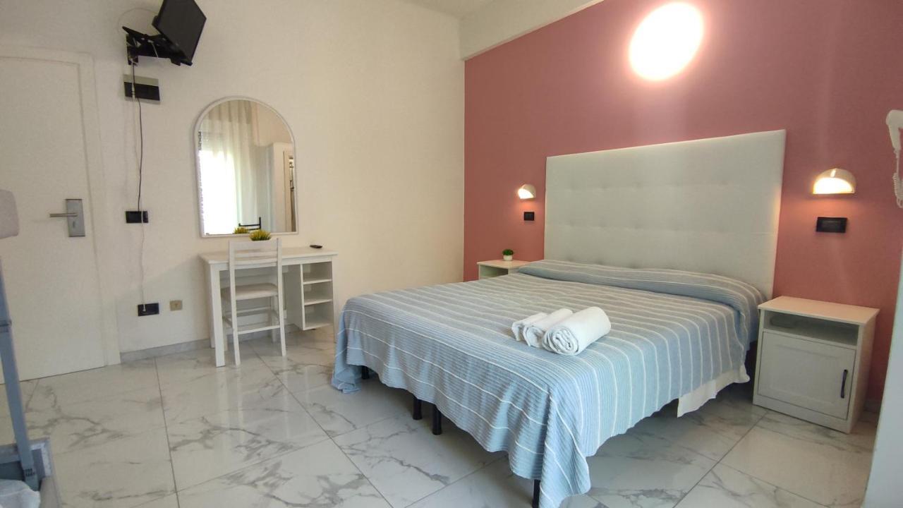 Hotel Villa Elisa 리미니 외부 사진