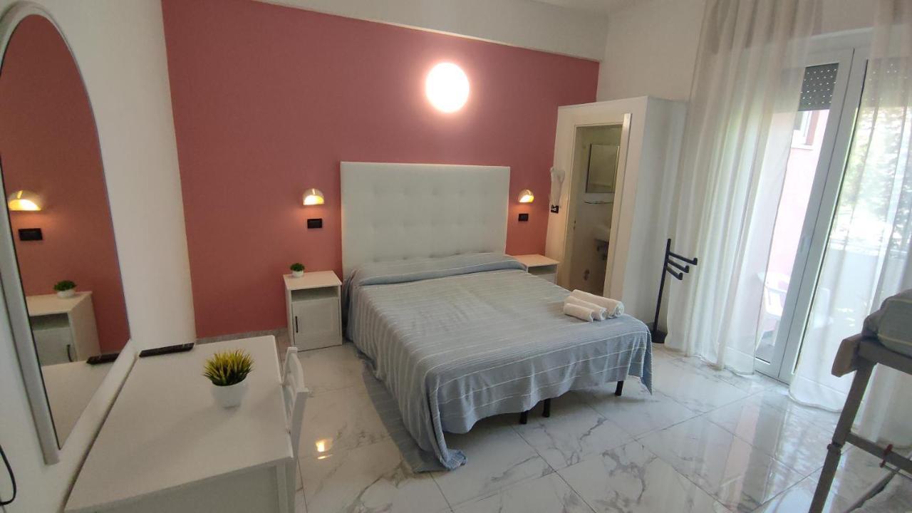 Hotel Villa Elisa 리미니 외부 사진