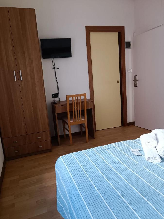 Hotel Villa Elisa 리미니 외부 사진