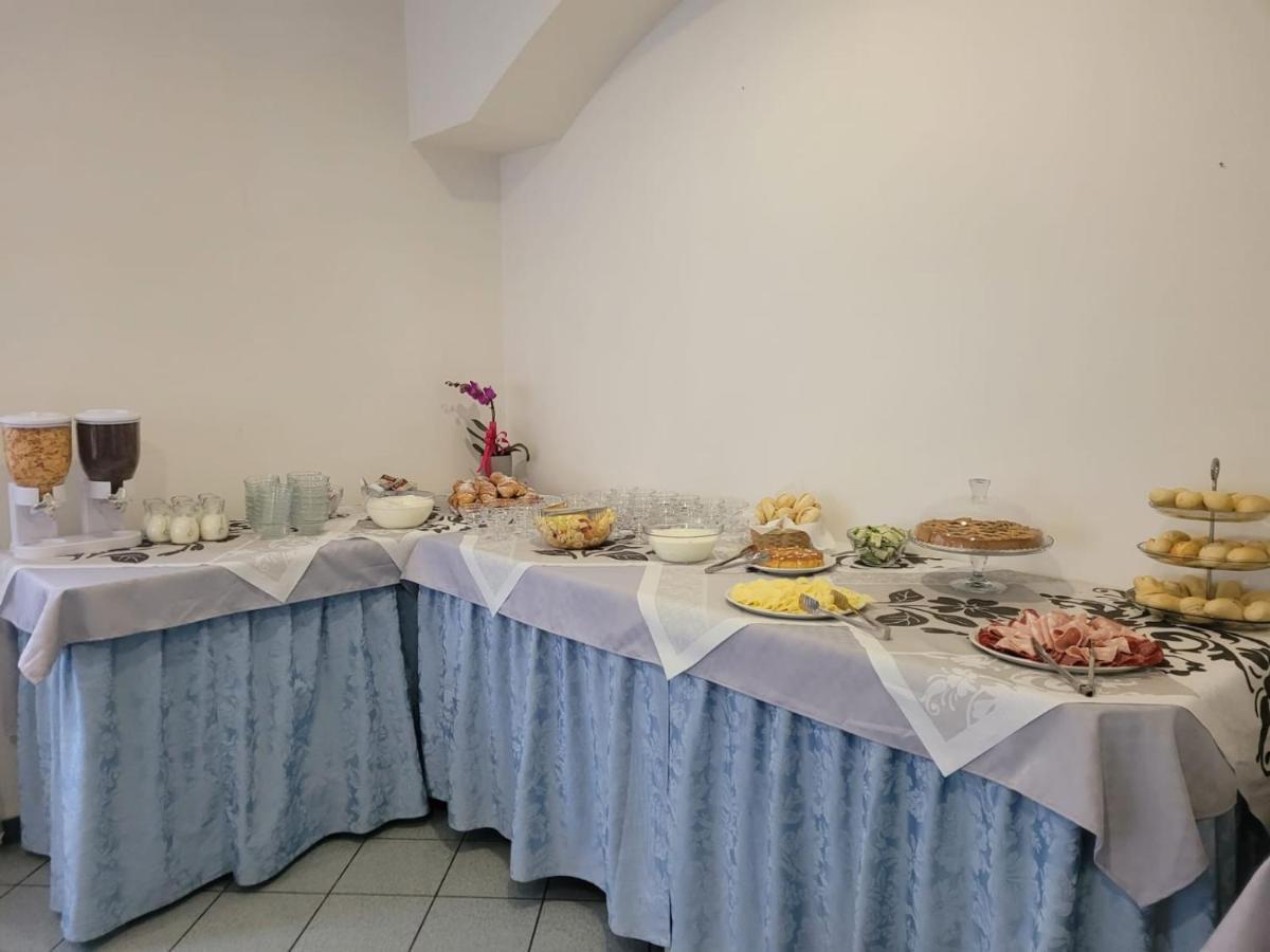 Hotel Villa Elisa 리미니 외부 사진