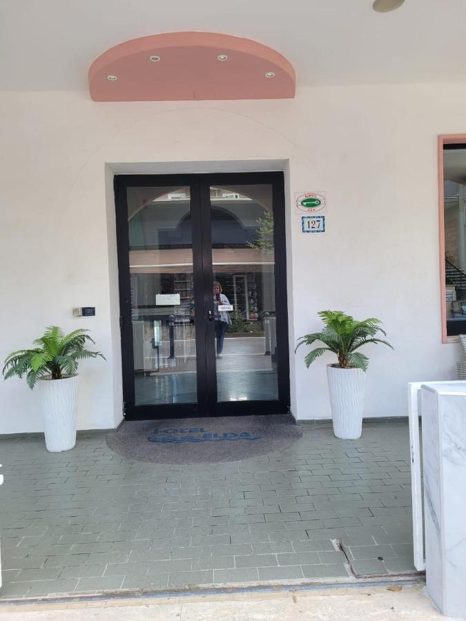 Hotel Villa Elisa 리미니 외부 사진