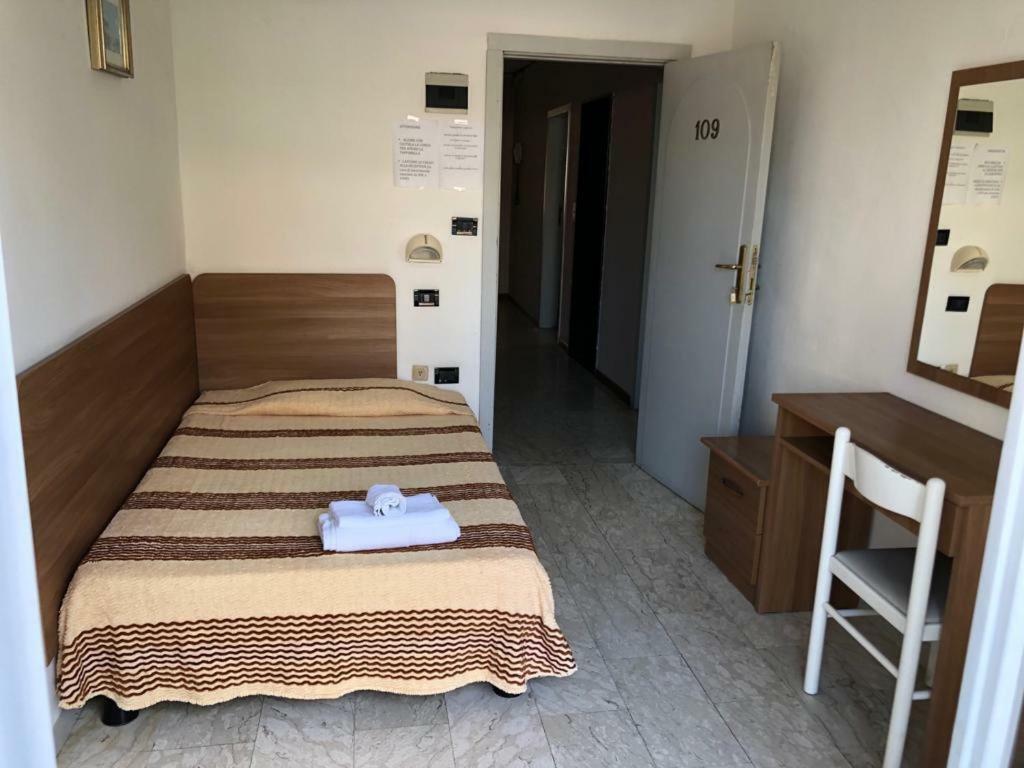 Hotel Villa Elisa 리미니 외부 사진